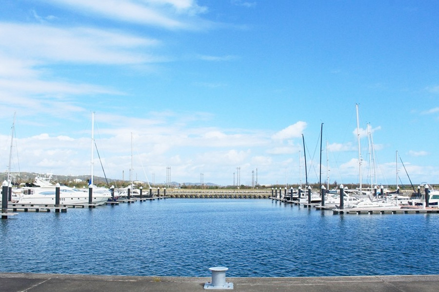 与那原マリーナ